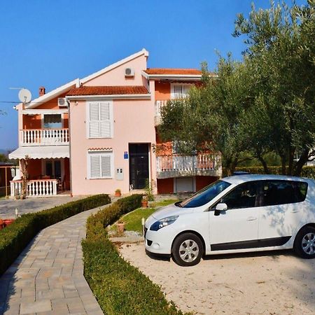 Apartments Darko - 30 M From Beach Sukošan Εξωτερικό φωτογραφία